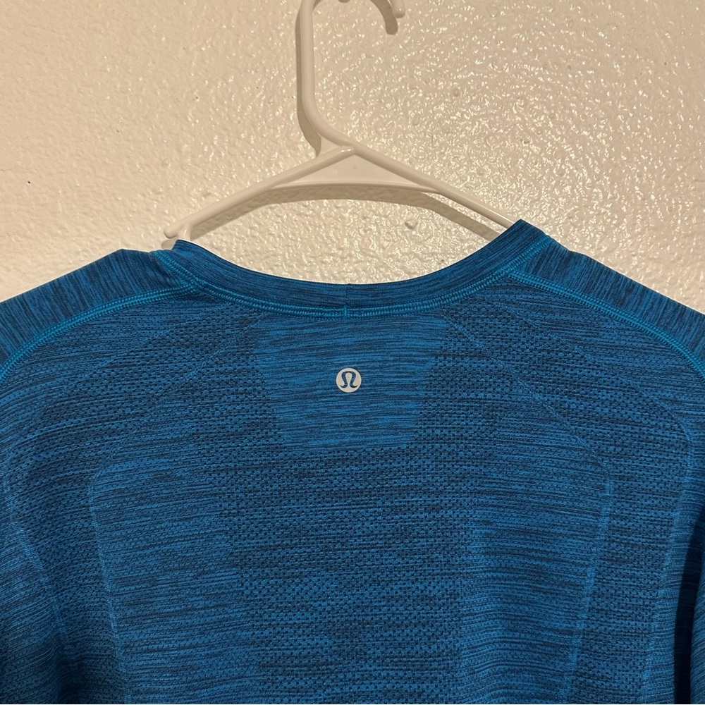 Lululemon Metal Vent Tech - Picture 5 of 7